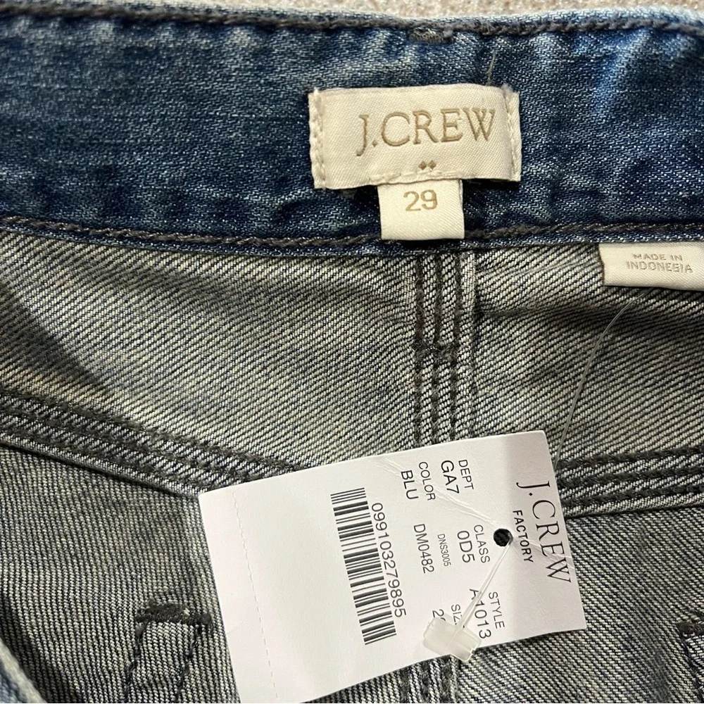 J. Crew Factory Jeans Women’s Size 29 NWT Distressed Light Wash Cropped